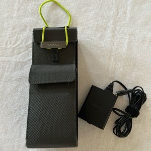Bose speaker Carring case with a accessory